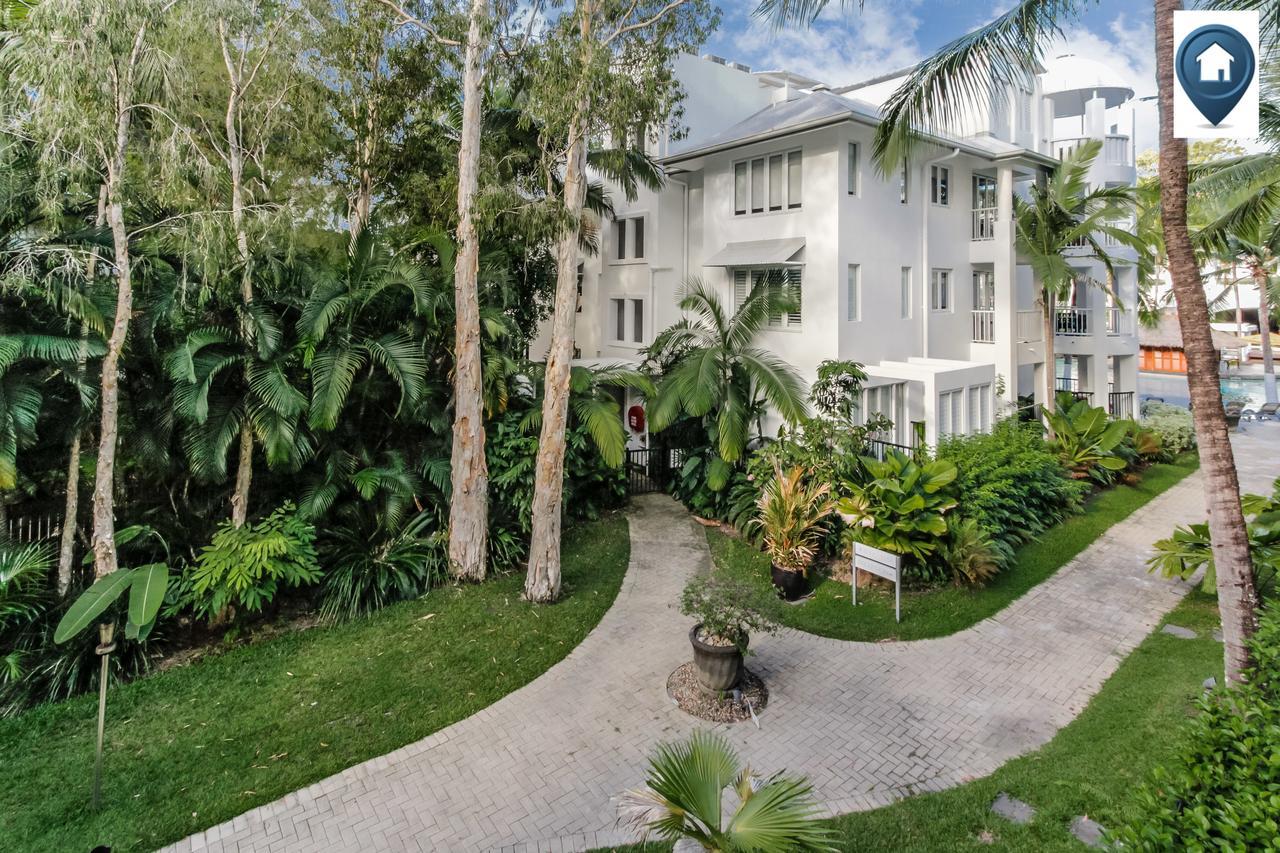 The Beach Club Premium Private Apartments Palm Cove Exterior photo